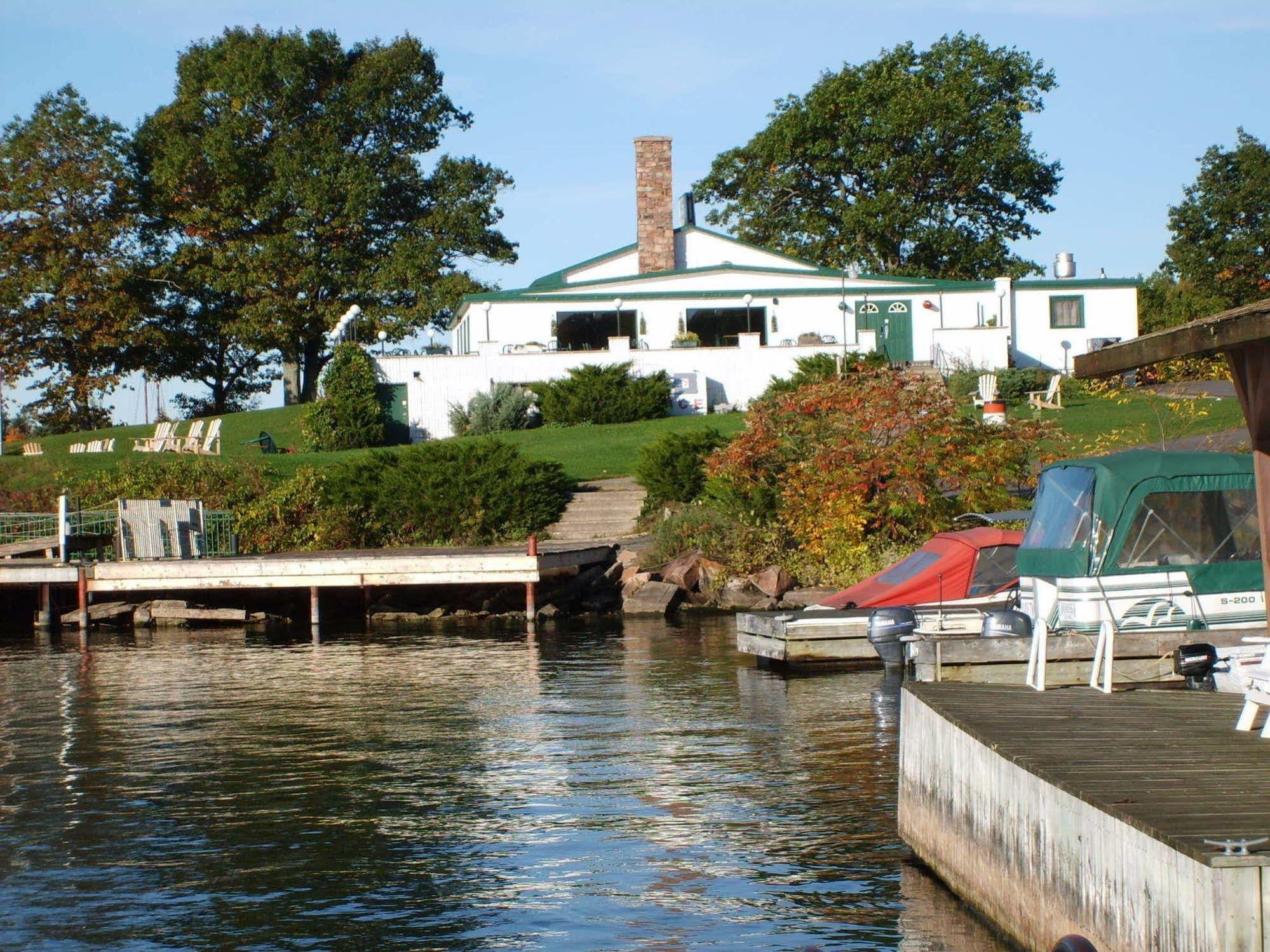 Capricorn Motel Royale 1000 Islands Lansdowne Dış mekan fotoğraf
